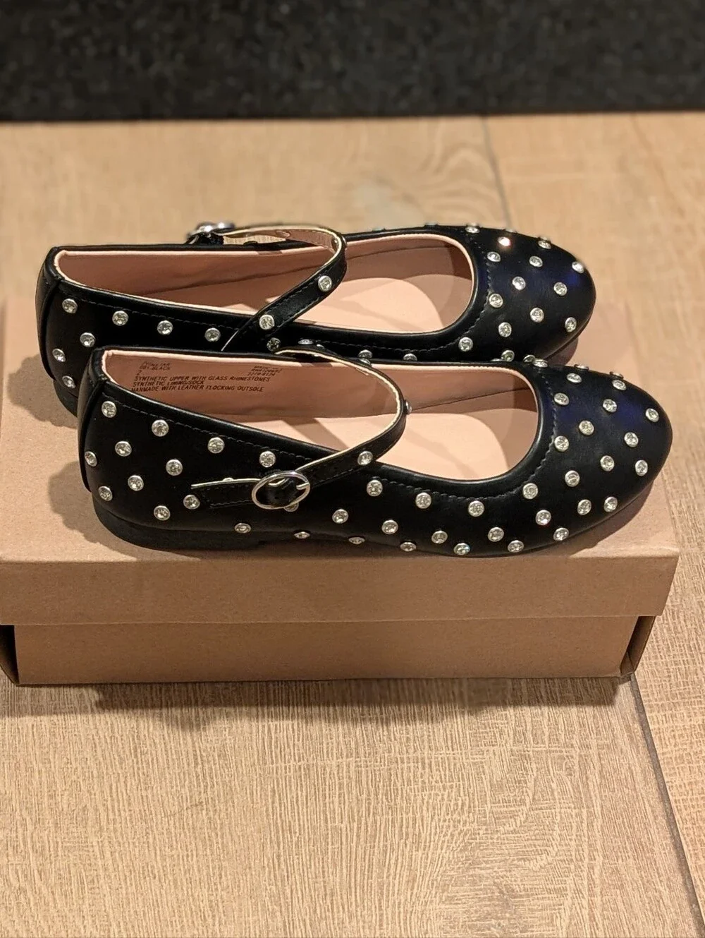 Steve Madden Black Studded Mary Jane Flats with Silver Accents Girls Size 2